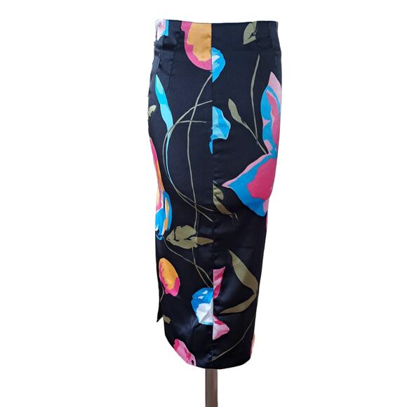 DOLCE  & GABBANA D&G Black Floral Print Satin Pencil Skirt IT 42 Small - Picture 4 of 10